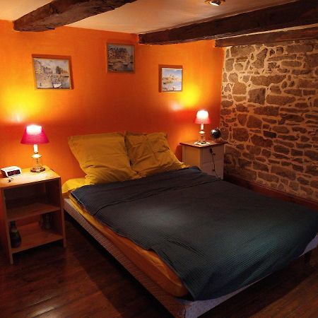 Maison En Granit Bleue Lanhelin Luaran gambar