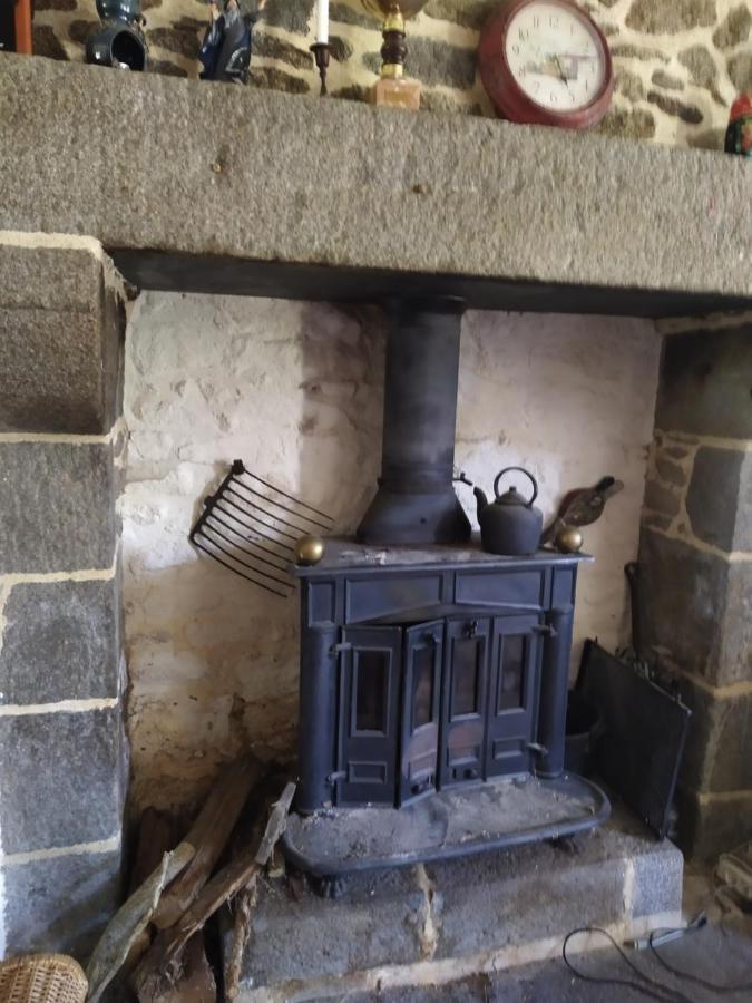 Maison En Granit Bleue Lanhelin Luaran gambar